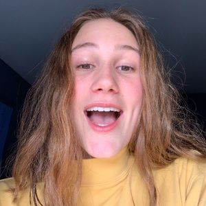 Meet your Posher, Ella